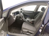  Volkswagen  Golf  Volkswagen VIII 1.0 eTSI 81kW Life Business DSG 5d #3
