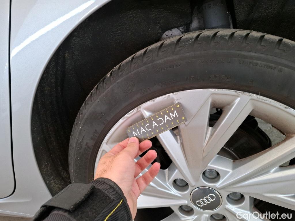  Audi  A3  Sportback 35 TDI Design Luxe 2.0 TDI 150CV BVA7 E6d #17