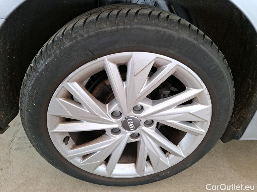  Audi  A3  Sportback 35 TDI Design Luxe 2.0 TDI 150CV BVA7 E6d #20