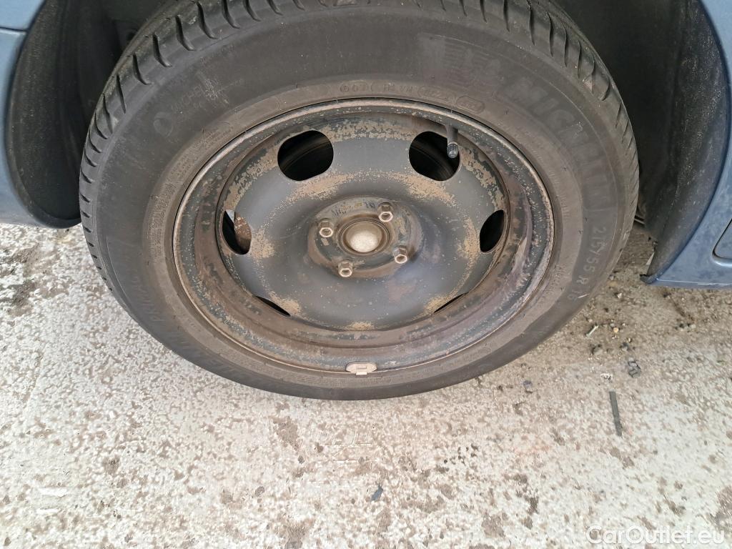  Citroen  Berlingo  Shine 1.2 PureTech 110CV BVM5 E6 #13