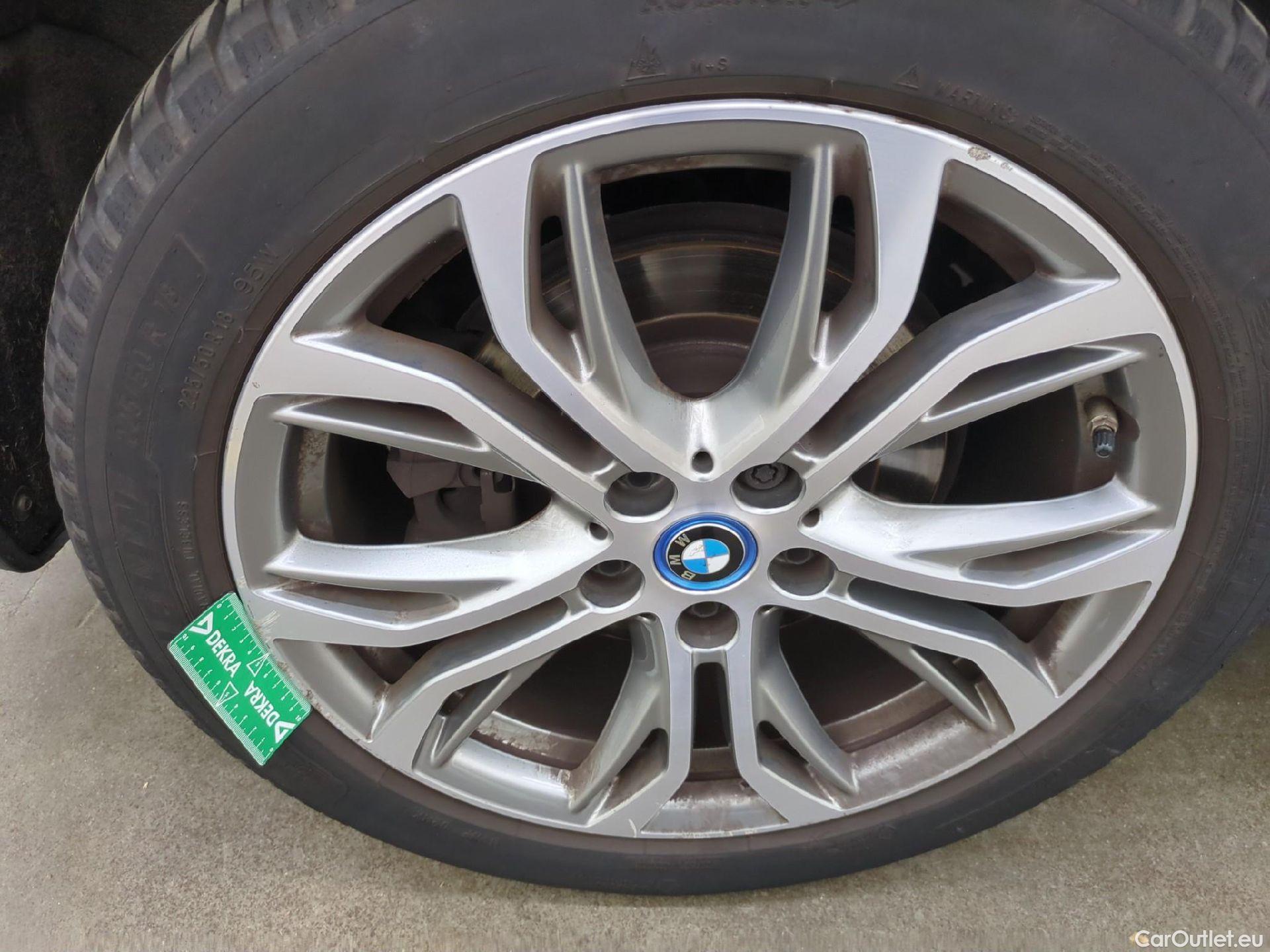  Bmw  X1 Série  xDrive 25 e Lounge 1.5 220CV BVA6 E6d #24