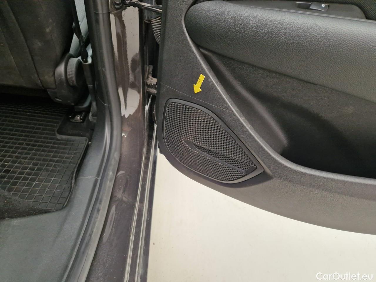  Opel  Insignia 2.0 Diesel 174CP Elegance Auto #48