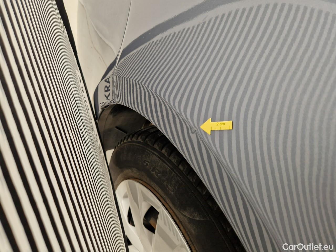  Toyota  Corolla 1.8 Hybrid Business HSD E-CVT #32