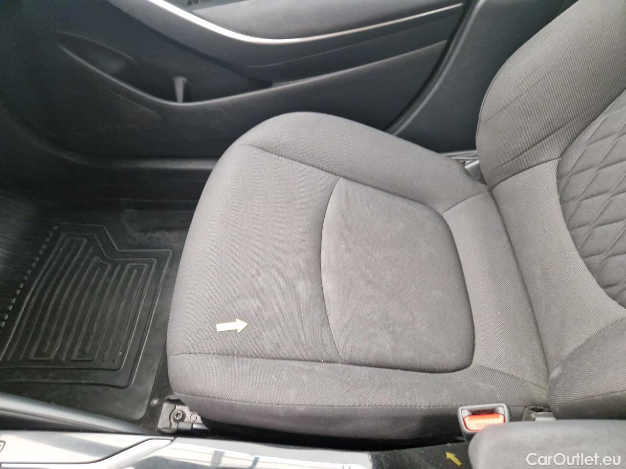  Toyota  Corolla 1.8 Hybrid Business HSD E-CVT #47