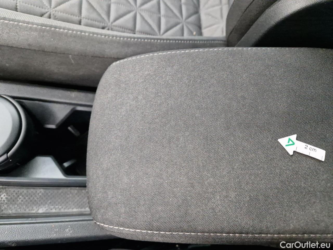  Volkswagen  Tiguan Life 1.5 TSI 150CP #26