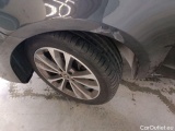  Mercedes  V-Klasse Mercedes-Benz  V 300 d Van L2 9G-TRONIC Avantgarde 5d 7pl #17