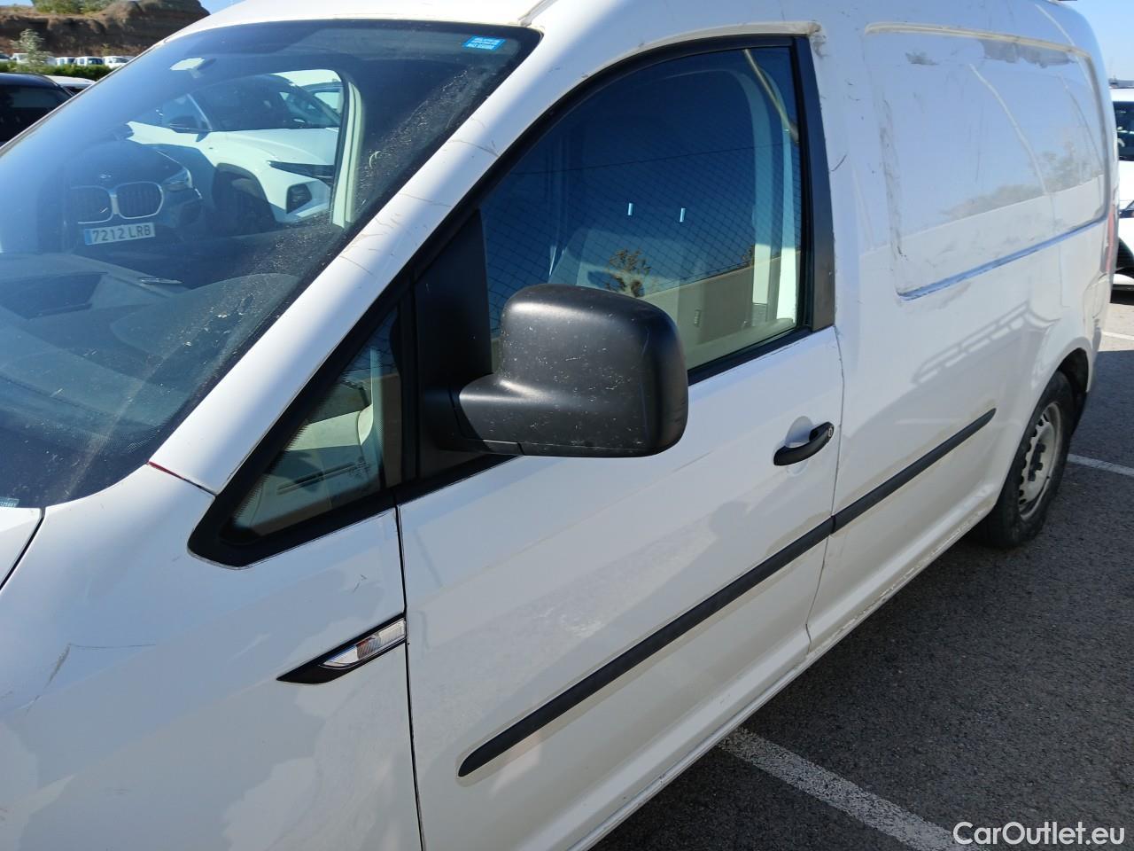  Volkswagen  Caddy VOLKSWAGEN  / 2015 / 4P / furgón derivado de turismo ABT e- Maxi Furgón #16