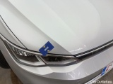  Volkswagen  Golf  Volkswagen VIII 1.0 TSI 81kW Life Business 5d #21