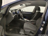  Volkswagen  Golf  Volkswagen VIII 1.0 eTSI 81kW Life Business DSG 5d #3