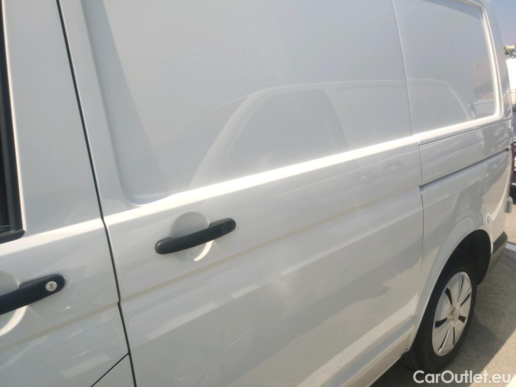  Land Rover  Discovery VOLKSWAGEN Transporter / 2020 / 4P / furgón Furgón Corto TN 2.0 TDI 110kW 4MO #3