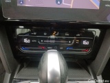  Volkswagen  Passat Volkswagen  Variant 2.0 TDI 90kW DSG Style Business 5d #25