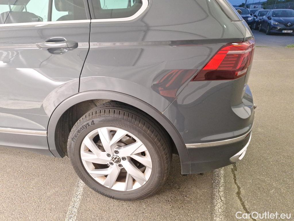  Volkswagen  Tiguan VOLKSWAGEN  / 2020 / 5P / SUV 1.4 eHybrid 245 DSG6 Elegance #32