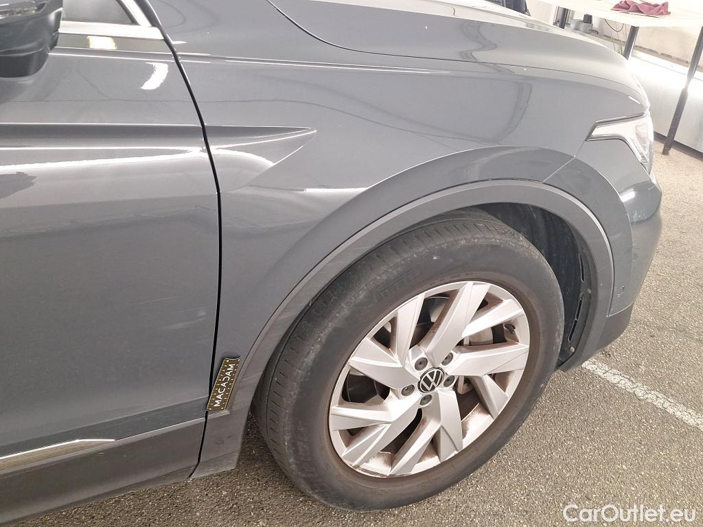  Volkswagen  Tiguan VOLKSWAGEN  / 2020 / 5P / SUV 1.4 eHybrid 245 DSG6 Elegance #46