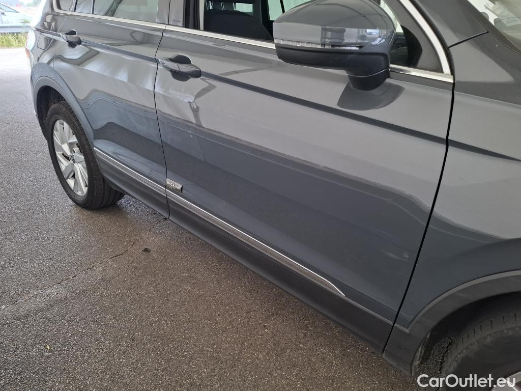  Volkswagen  Tiguan VOLKSWAGEN  / 2020 / 5P / SUV 1.4 eHybrid 245 DSG6 Elegance #56