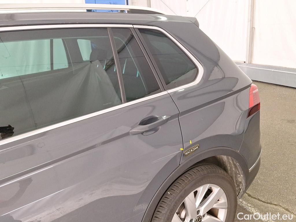  Volkswagen  Tiguan VOLKSWAGEN  / 2020 / 5P / SUV 1.4 eHybrid 245 DSG6 Elegance #23