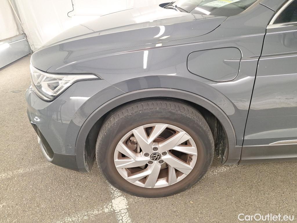  Volkswagen  Tiguan VOLKSWAGEN  / 2020 / 5P / SUV 1.4 eHybrid 245 DSG6 Elegance #30