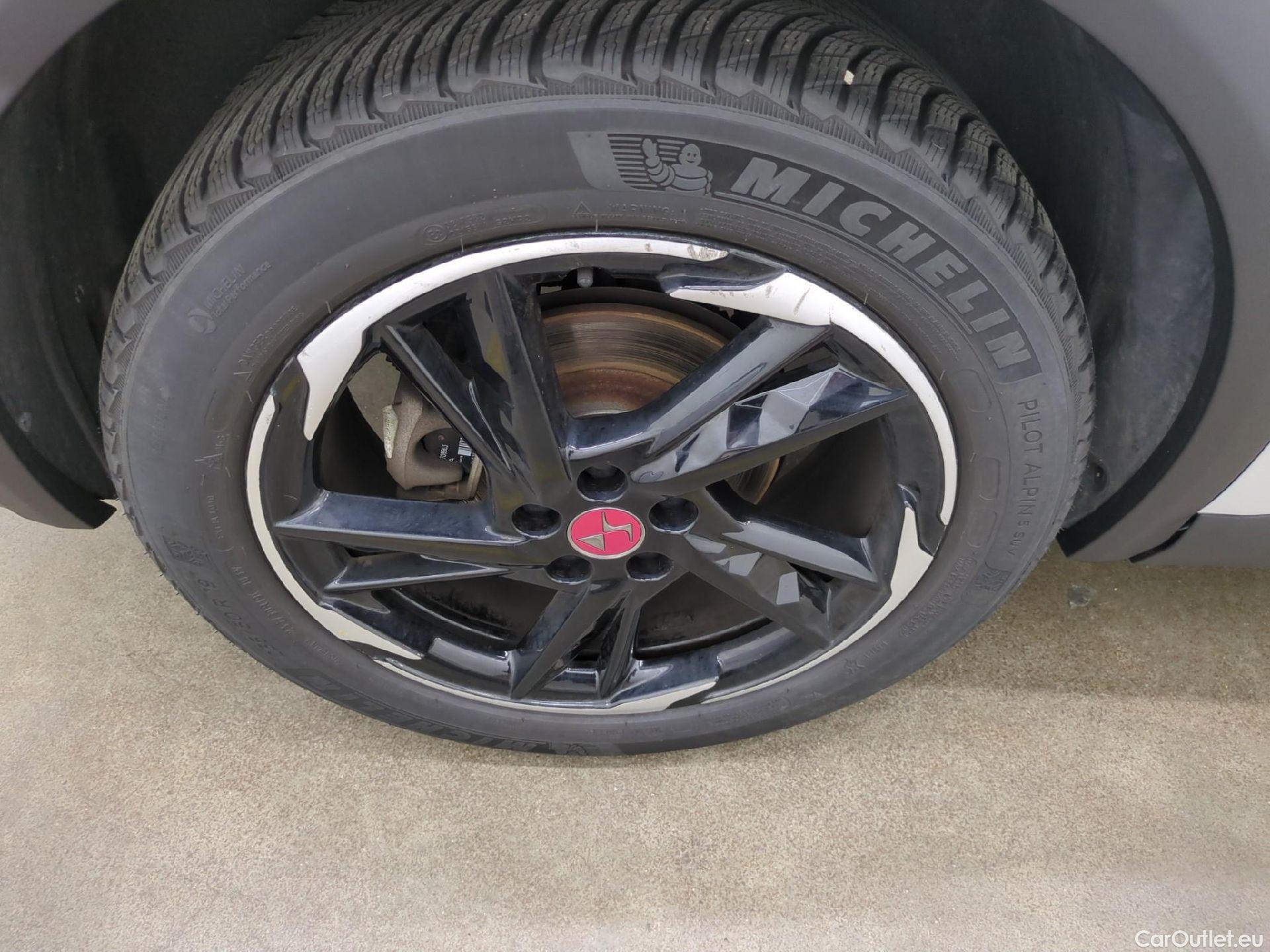  DS  DS7 7 Crossback Performance Line 1.5 BlueHDi 130CV BVA8 E6d #12