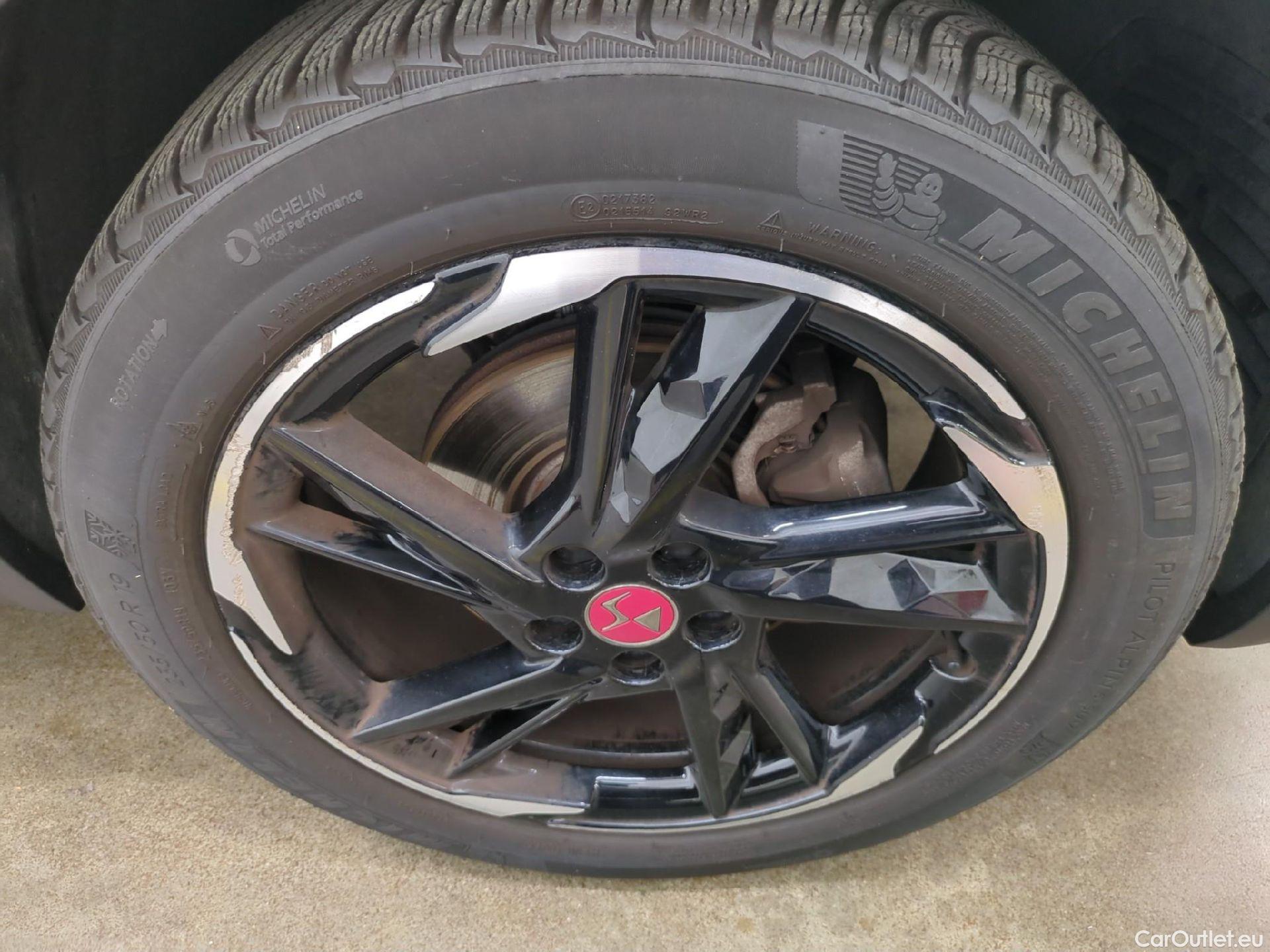  DS  DS7 7 Crossback Performance Line 1.5 BlueHDi 130CV BVA8 E6d #3