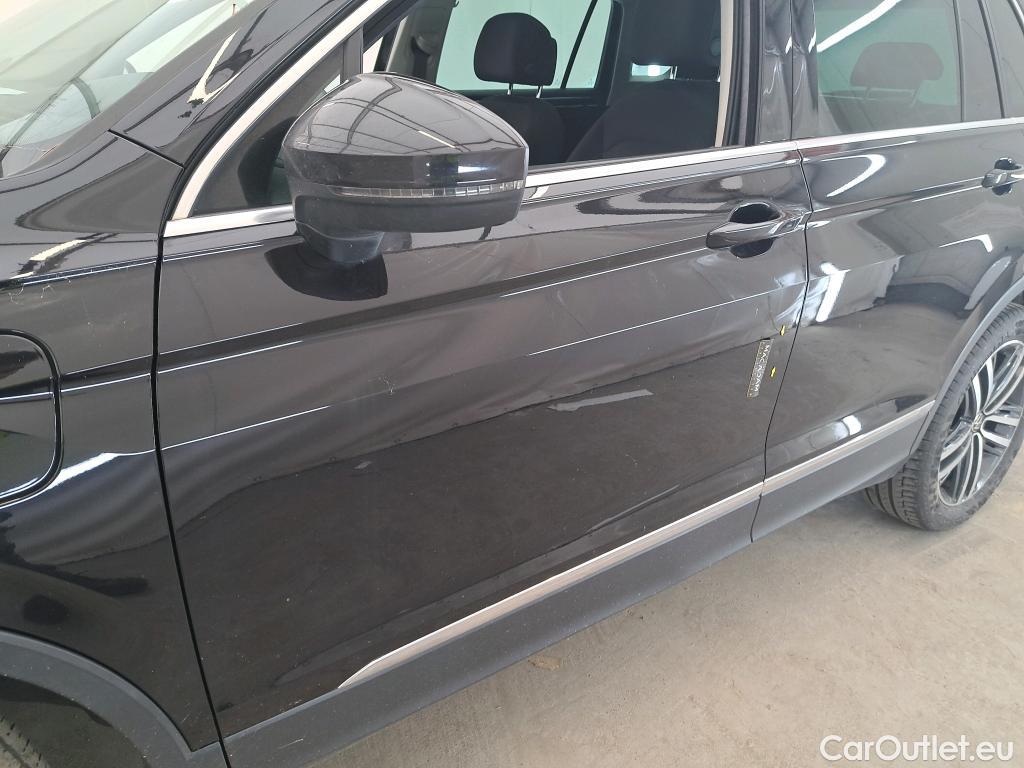  Volkswagen  Tiguan VOLKSWAGEN  / 2020 / 5P / SUV 1.4 eHybrid 245 DSG6 Elegance #1