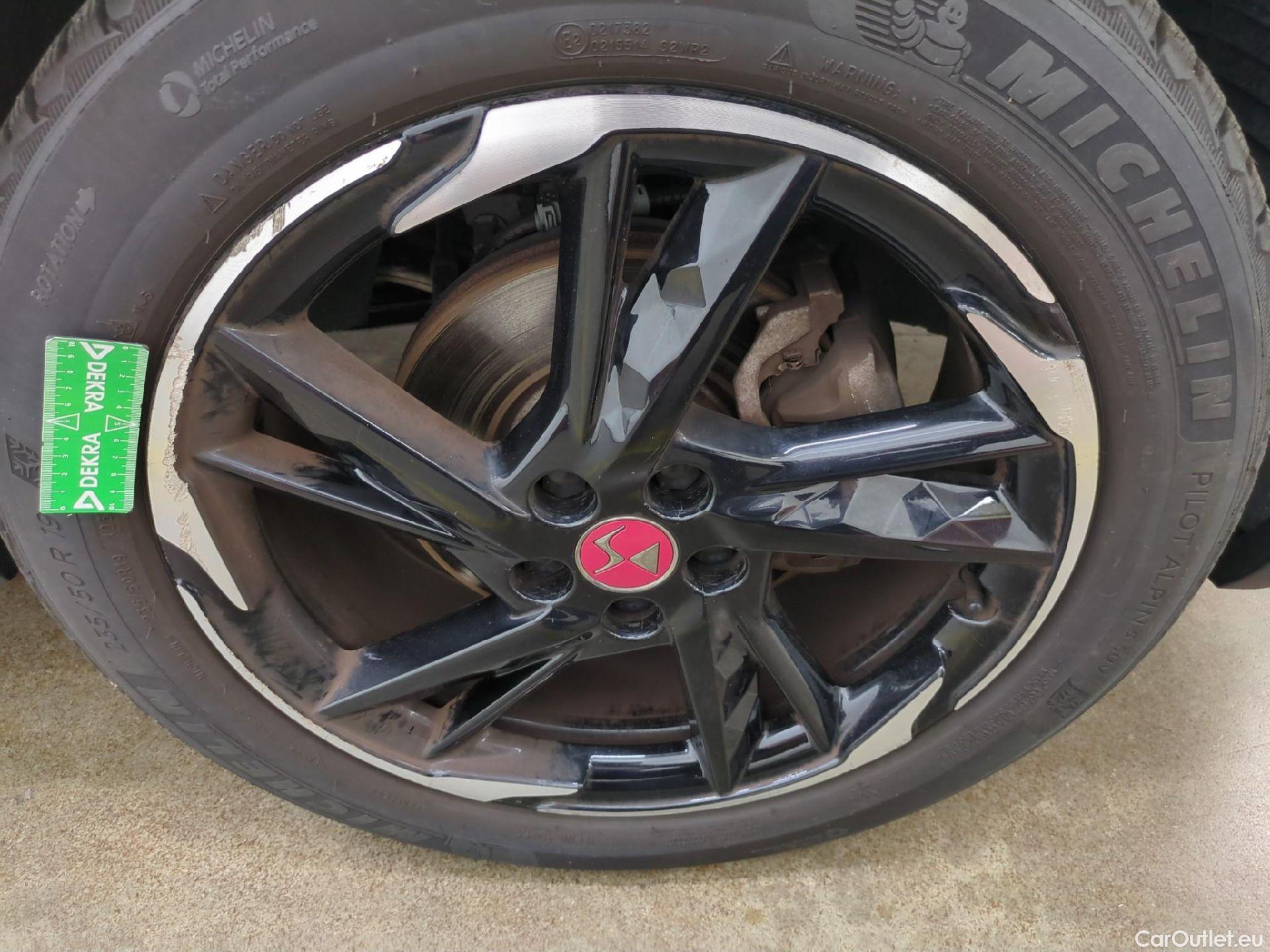  DS  DS7 7 Crossback Performance Line 1.5 BlueHDi 130CV BVA8 E6d #8