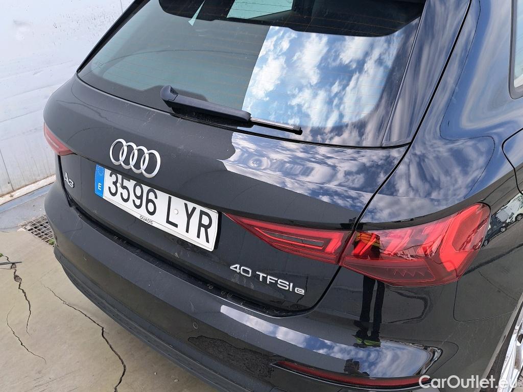  Audi  A3 AUDI  / 2020 / 5P / berlina con portón Sportback S line 40 TFSI e 150kW S tron #3