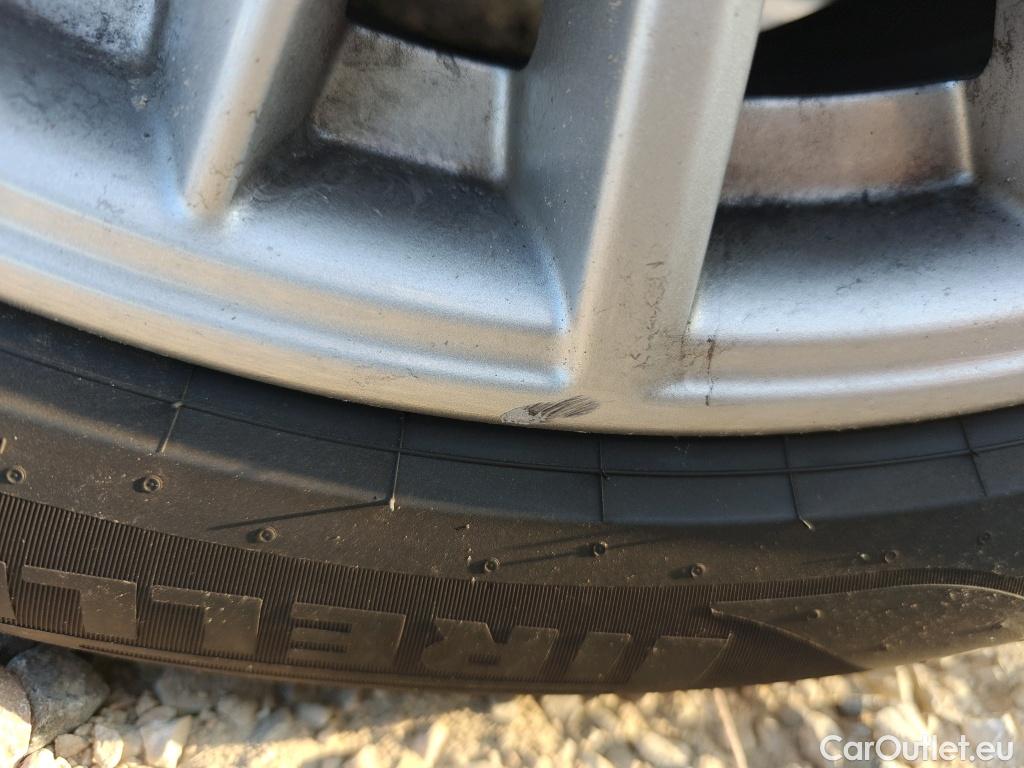 Bmw  Serie 3  Touring 330i xDrive Luxury Line 2.0 260CV AT8 E6dT #38
