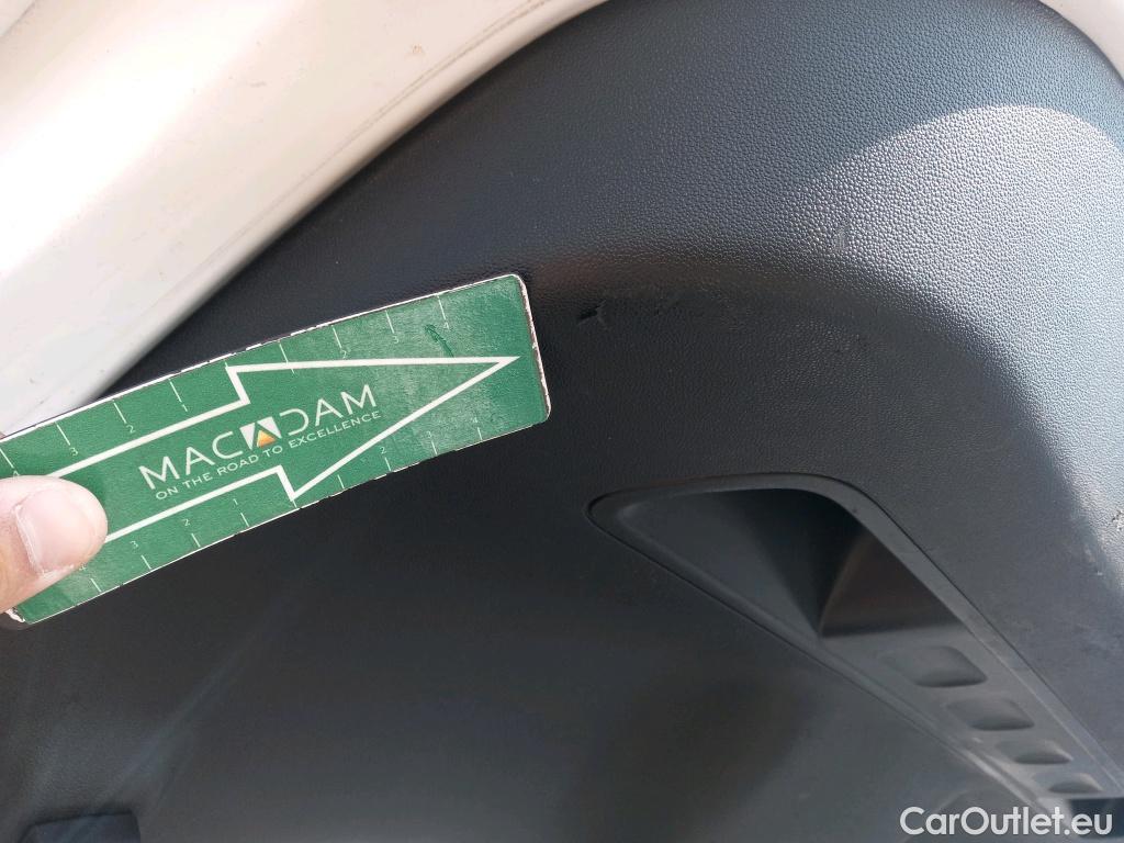  Citroen  C3  Feel Pack 1.5 BlueHDi 100CV MT6 E6d #18