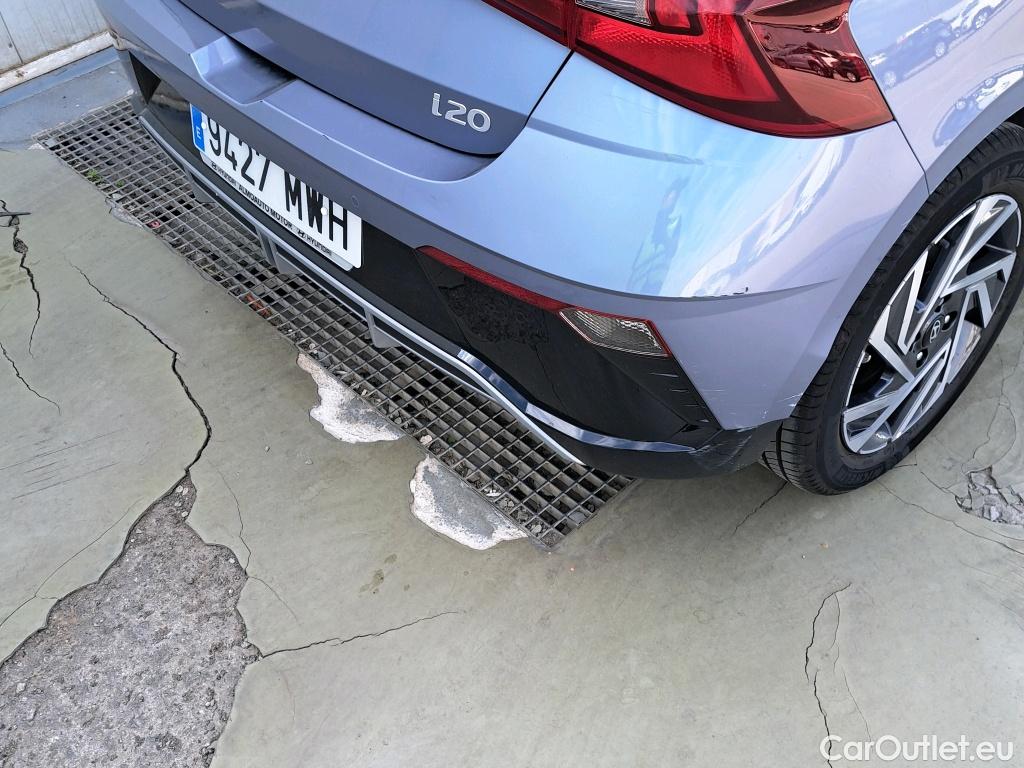  Land Rover  Discovery HYUNDAI i20 / 2023 / 5P / berlina con portón 1.0 TGDI Klass #21
