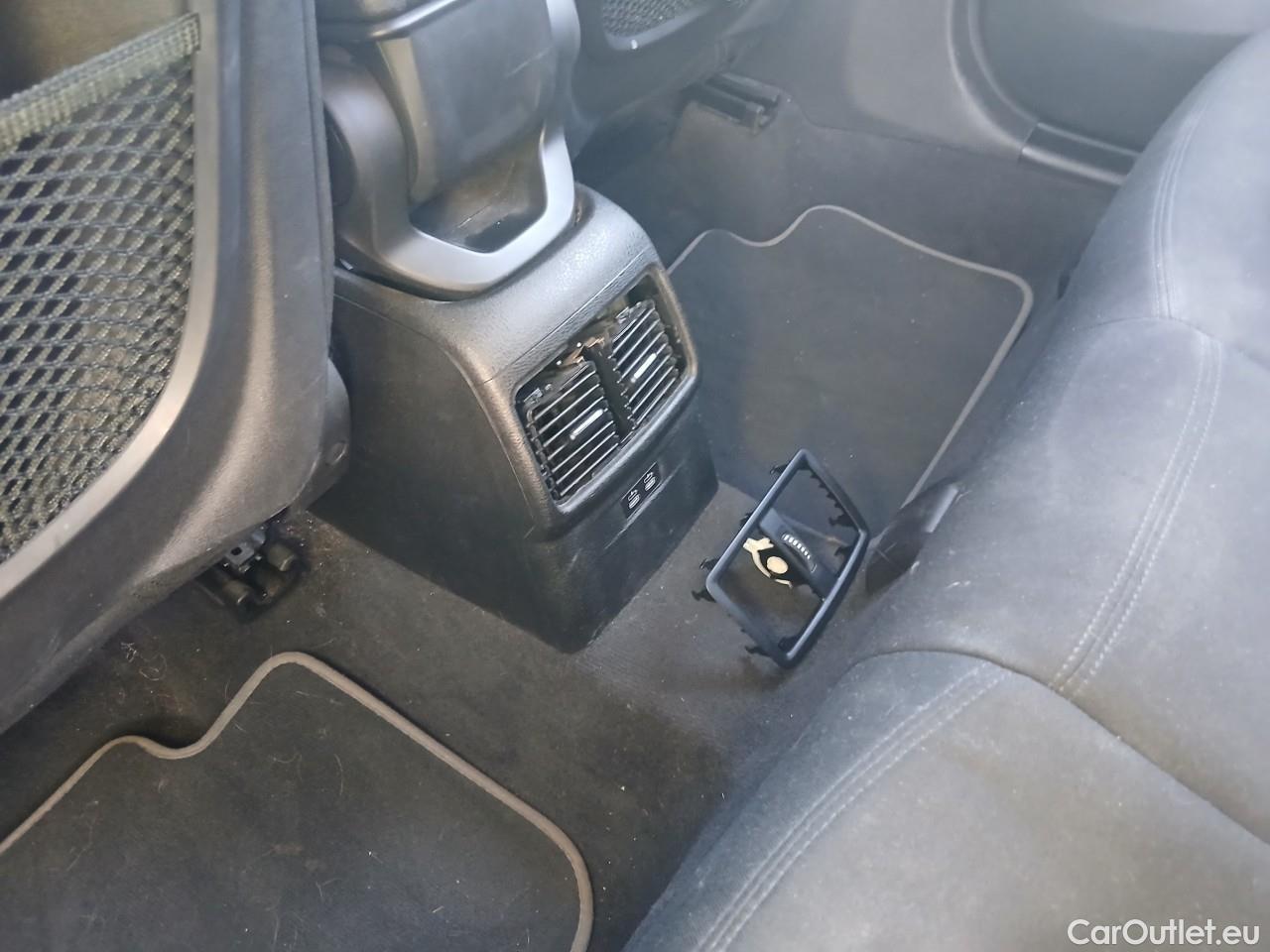  Bmw  X1 BMW  / 2019 / 5P / todoterreno sDrive16d Business #3
