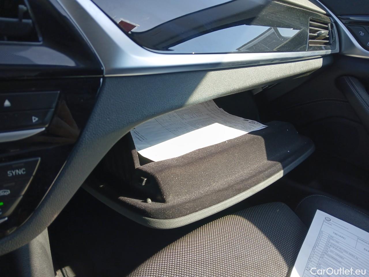  Bmw  Serie 5  Berlina 520d Sport Line 2.0 190CV AT8 E6 #2