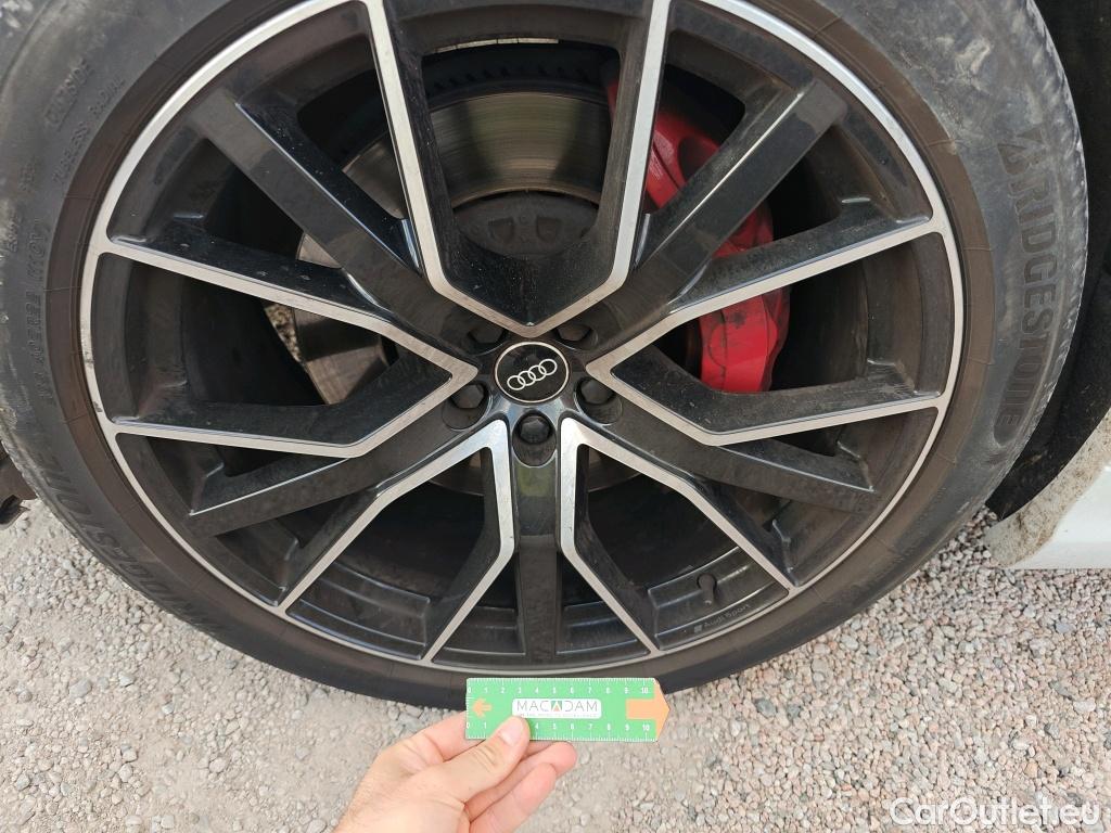  Audi  Q8  60 TFSI e quattro Black line plus 3.0 TFSI 460CV AT8 E6d #18