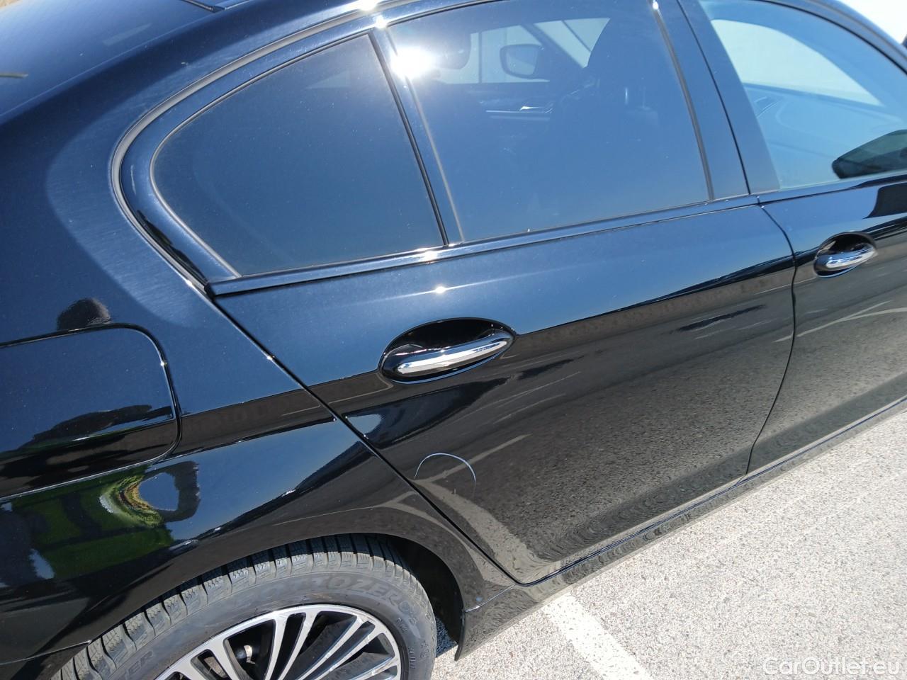  Bmw  Serie 5  Berlina 520d Sport Line 2.0 190CV AT8 E6 #23