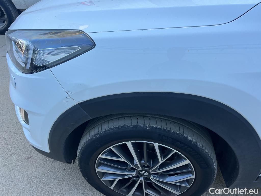  Hyundai  Tucson HYUNDAI  / 2018 / 5P / todoterreno 1.6 CRDI 85kW (116CV) 48V Tecno 4X2 #4