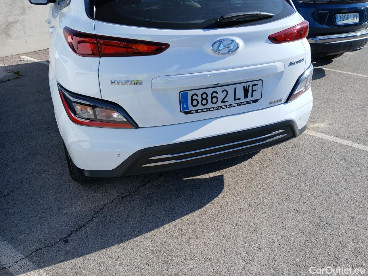  Land Rover  Discovery HYUNDAI Kona / 2020 / 5P / todoterreno 100kW EV Maxx #14