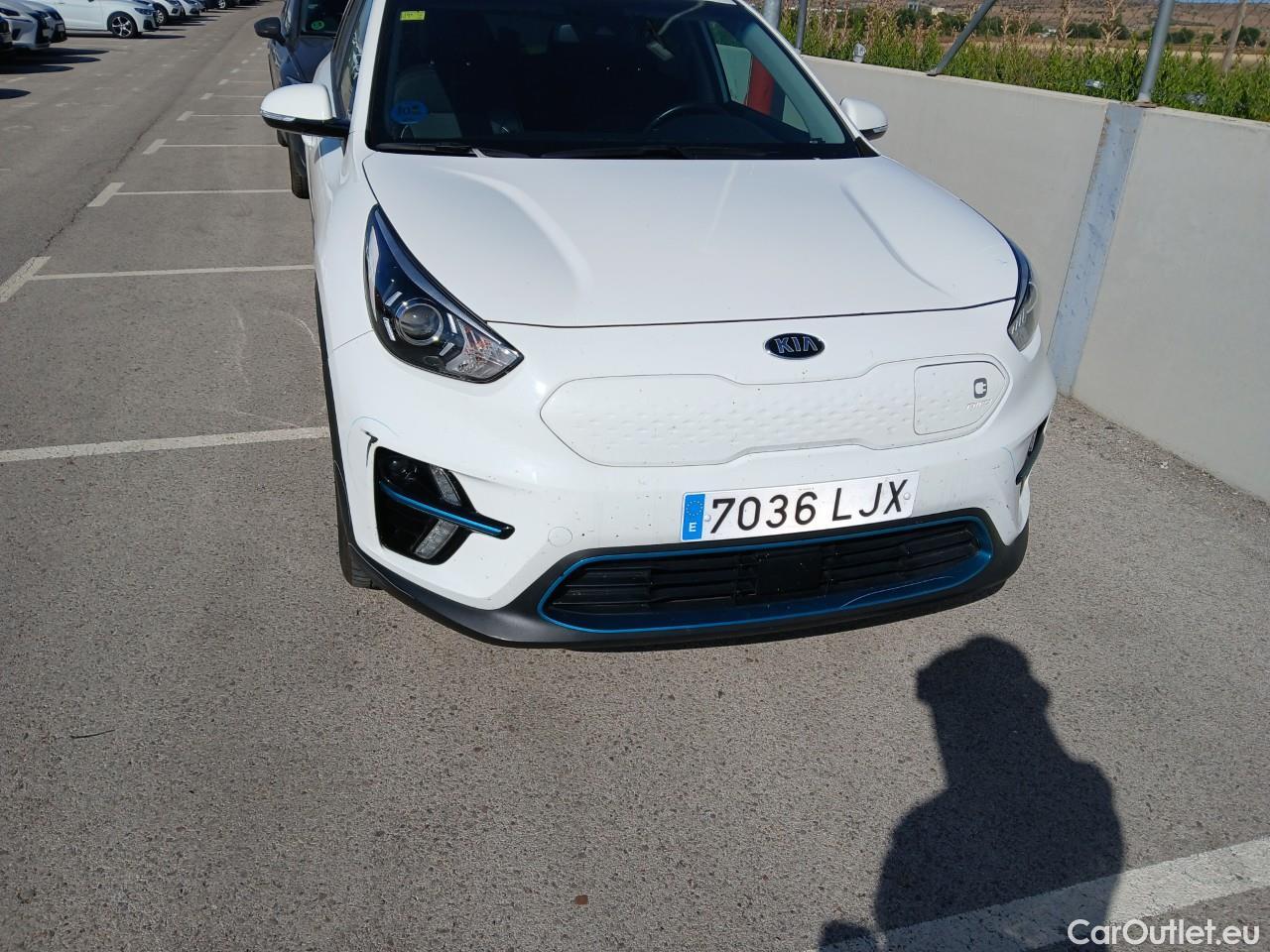  KIA  Niro  e- Concept 135CV #6