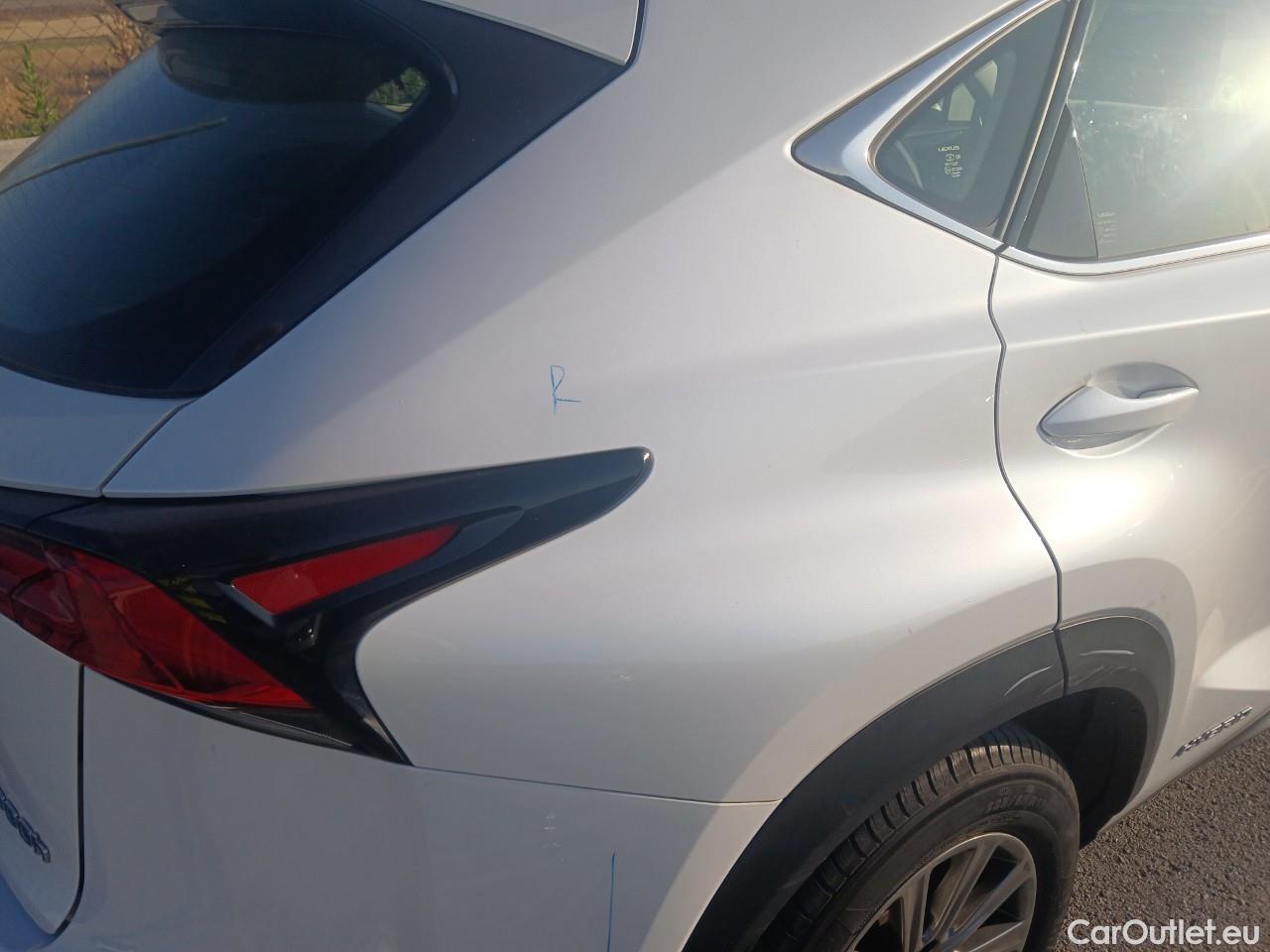  Lexus  NX LEXUS  5P 1G TODOTERRENO 2.5 300h Business Navigation 2WD #26