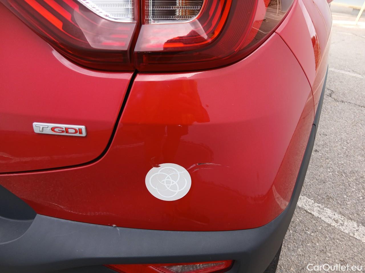  KIA  STONIC KIA  / 2017 / 5P / todoterreno 1.0 T-GDi 88kW (120CV) Drive Eco-Dynam #23