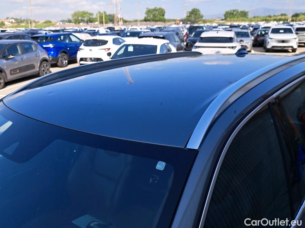  Volvo  XC90  Business Plus AWD 2.0 B5 235CV AT8 E6dT #3