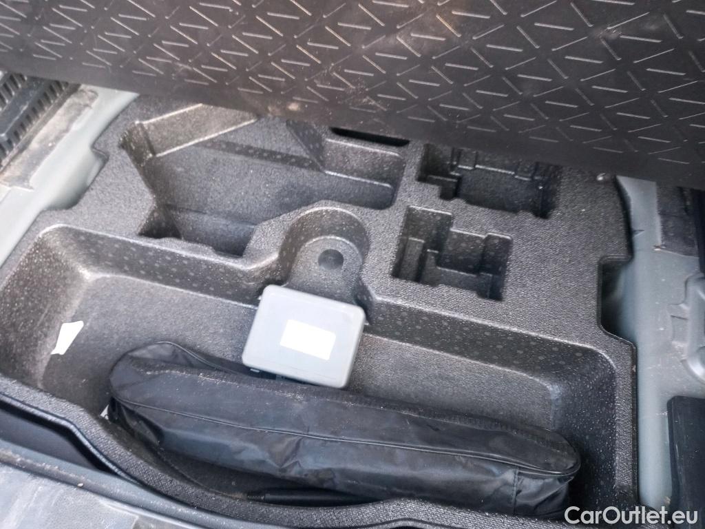  Toyota  RAV4 TOYOTA  / 2018 / 5P / todoterreno 2.5l Feel! #12