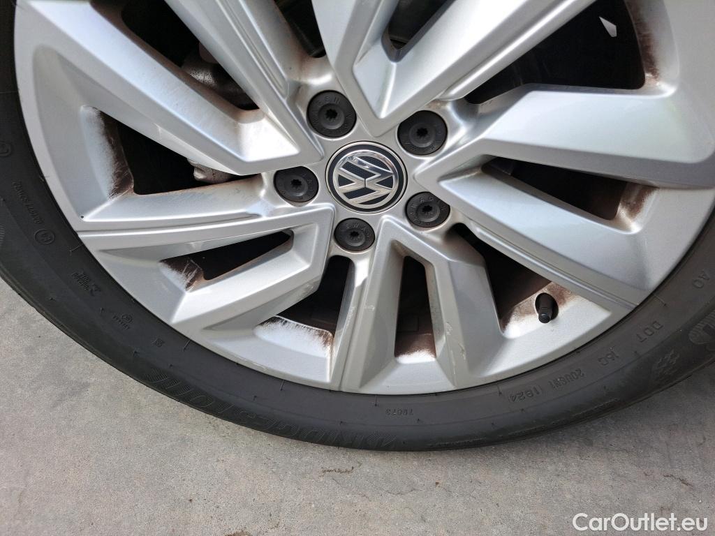  Volkswagen  T-CROSS  Advance 1.0 TSI 115CV AT7 E6dT #25