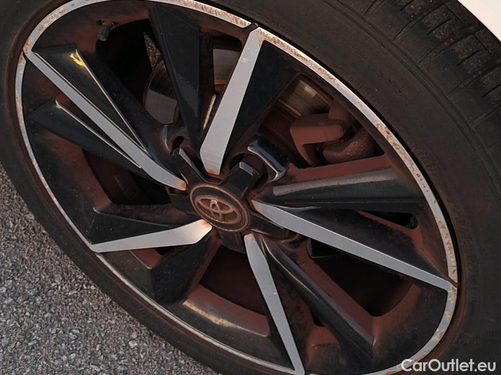  Toyota  Auris TOYOTA  5p 2G berlina con portón 1.8 140H Hybrid Feel! Edition #6