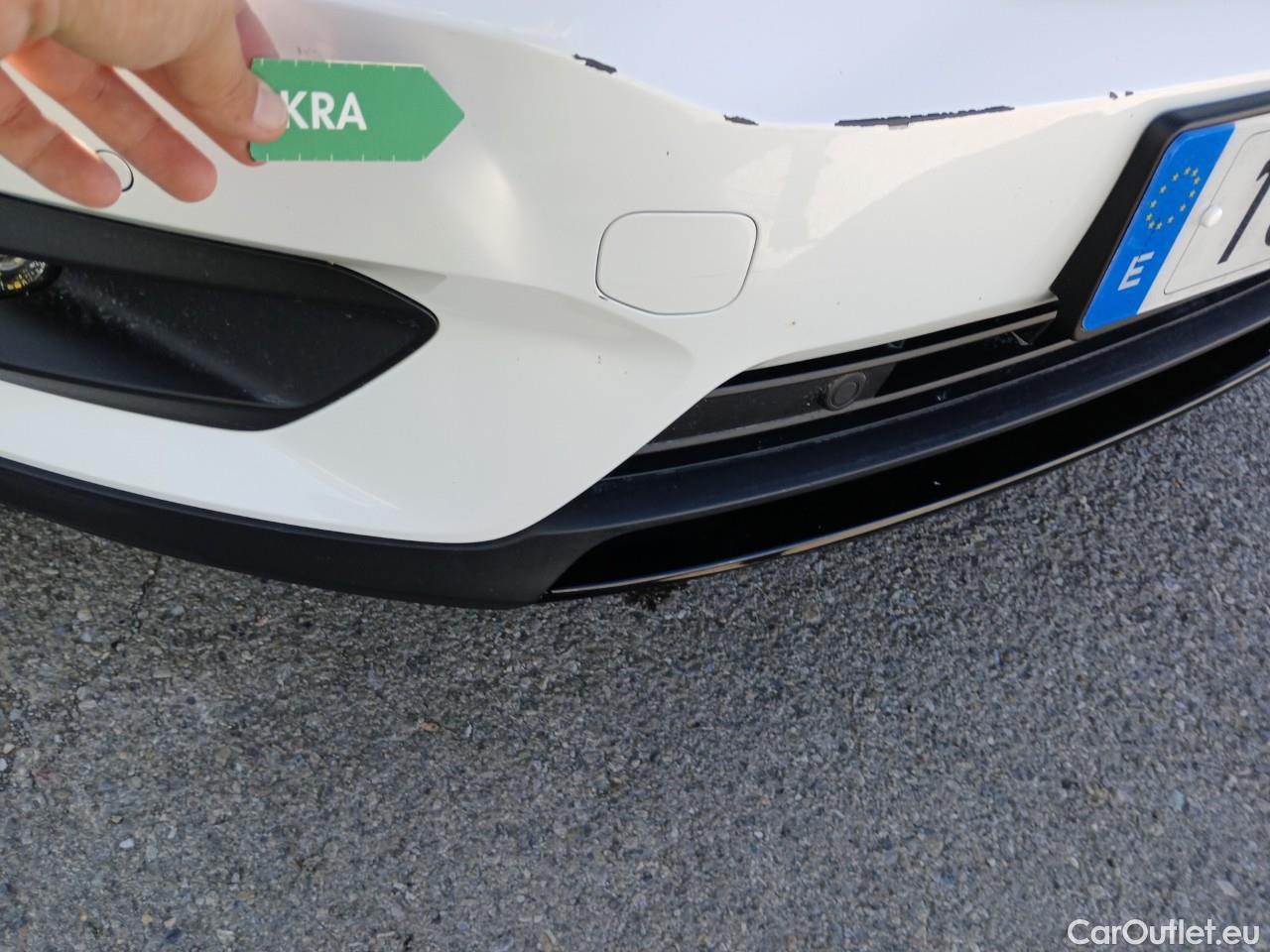  Volvo  XC 40 VOLVO XC40 / 2017 / 5P / todoterreno 1.5 T5 Twin Recharge R-Design Auto #13