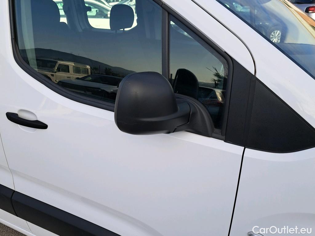  Opel  Combo OPEL  Life / 2018 / 4P / combi 1.5 TD 75kW Business Edition L1 N1 #28