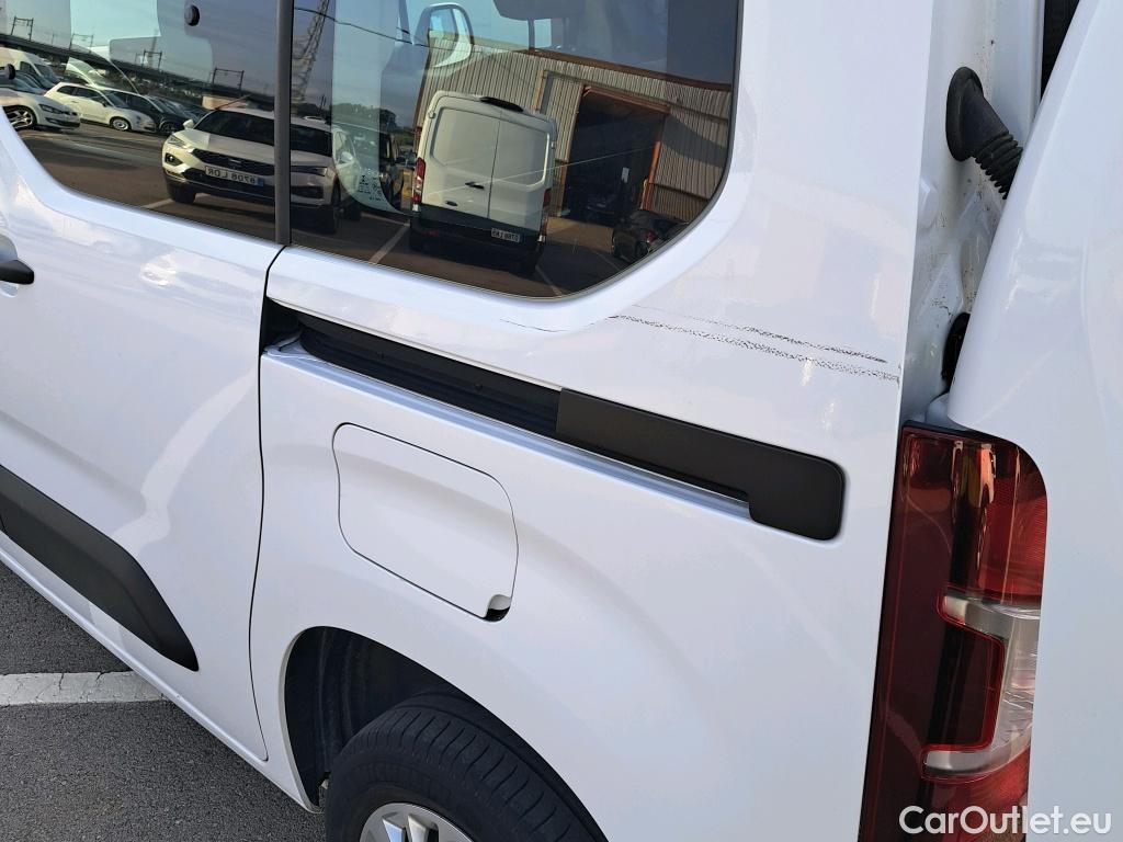  Opel  Combo OPEL  Life / 2018 / 4P / combi 1.5 TD 75kW Business Edition L1 N1 #26