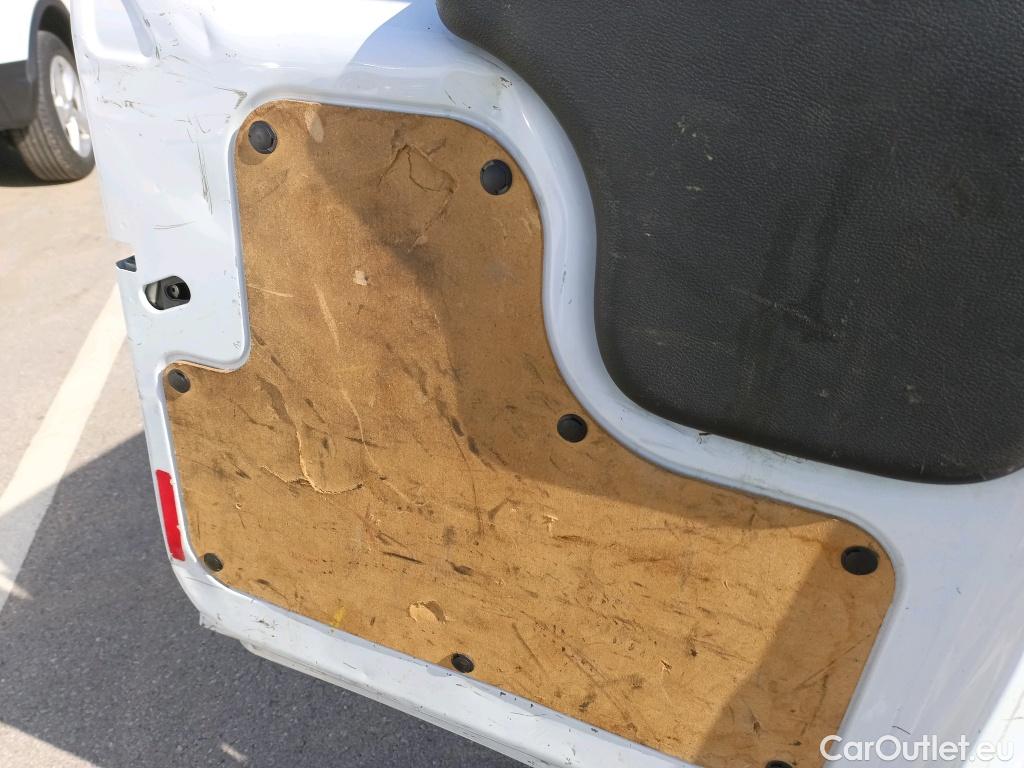  Ford  Transit  Courier Kombi Trend 1.5 TDCi 75CV MT6 E6dT #44