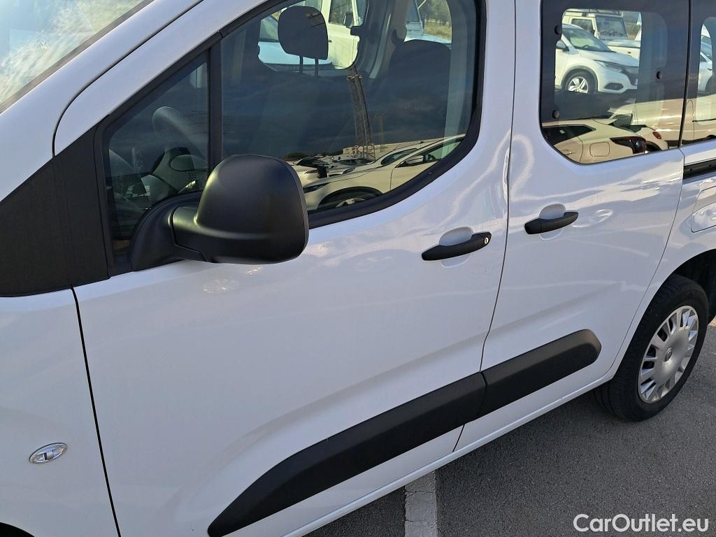  Opel  Combo OPEL  Life / 2018 / 4P / combi 1.5 TD 75kW Business Edition L1 N1 #14
