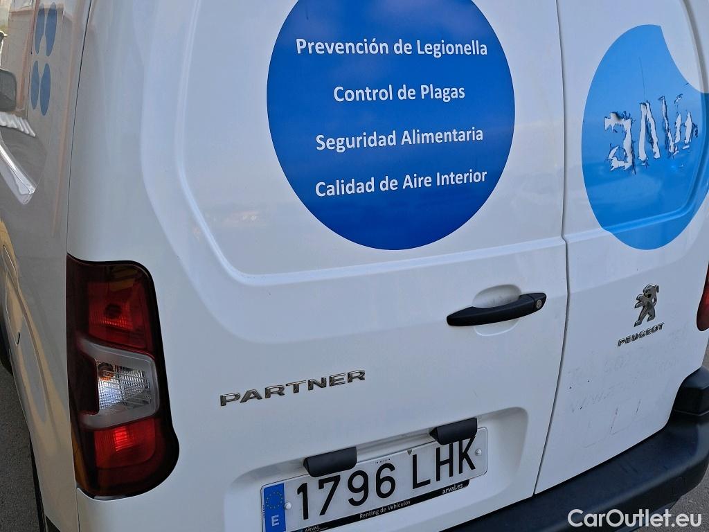  Peugeot  Partner PEUGEOT  / 2018 / 3P / furgón derivado de turismo Pro Standard 600kg BlueHDi 73kW (AC) #29