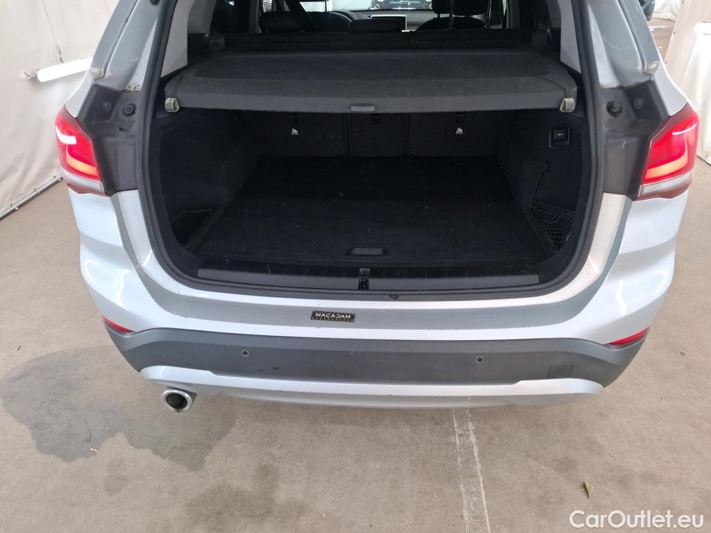  Bmw  X1 BMW  / 2019 / 5P / SUV sDrive16d Business Design #5