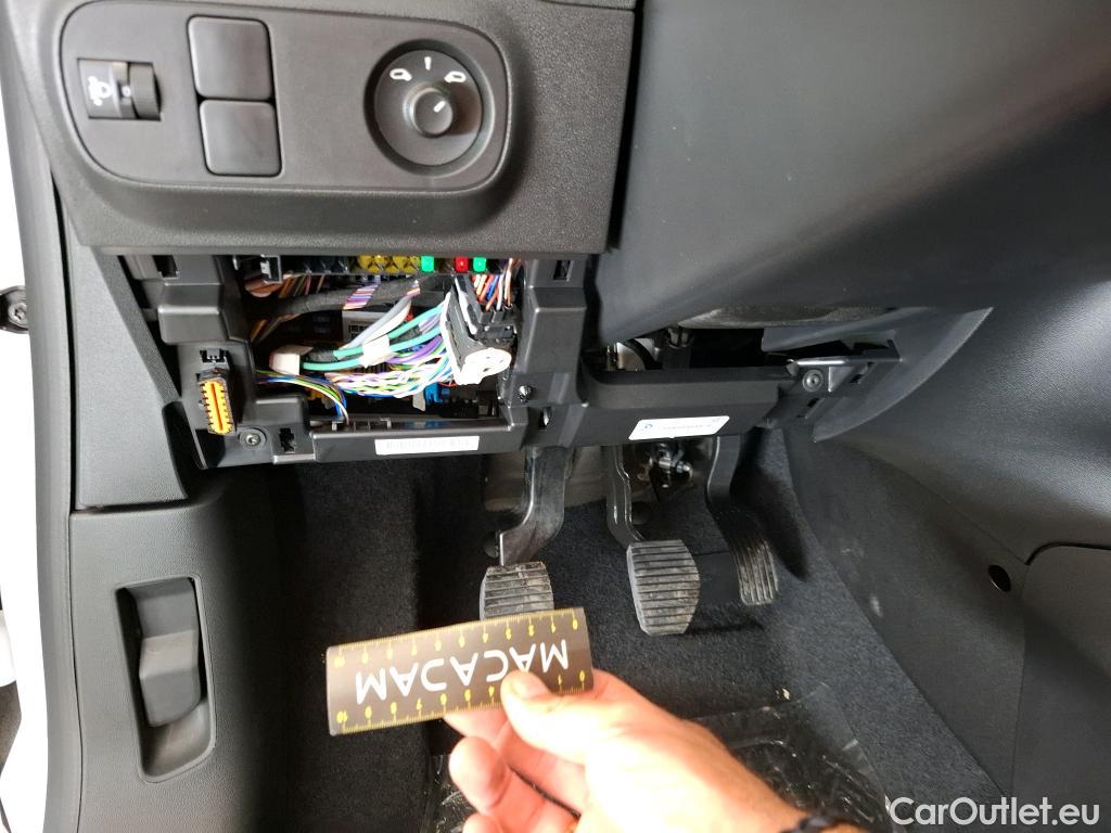  Citroen  C3 CITROEN  / 2020 / 5P / Berline PureTech 83 BVM PLUS #7