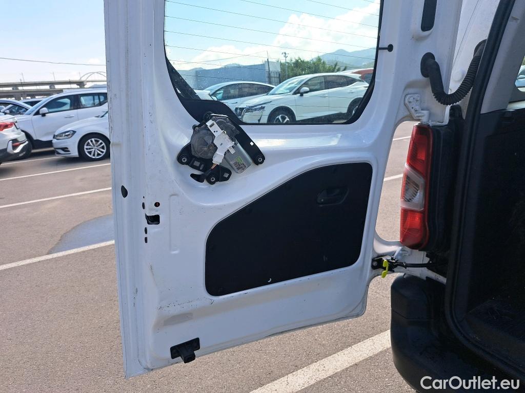  Toyota  Proace TOYOTA  City / 2020 / 5P / combi 1.5D 96kW (100CV) GX L2 #28
